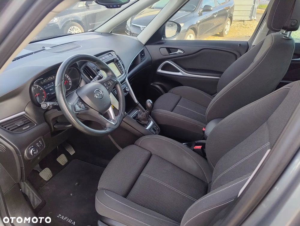 Opel Zafira 1.4 T Cosmo EU6 - 11