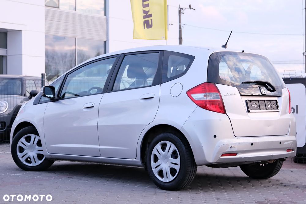 Honda Jazz 1.4 i-VTEC CVT Trend - 12