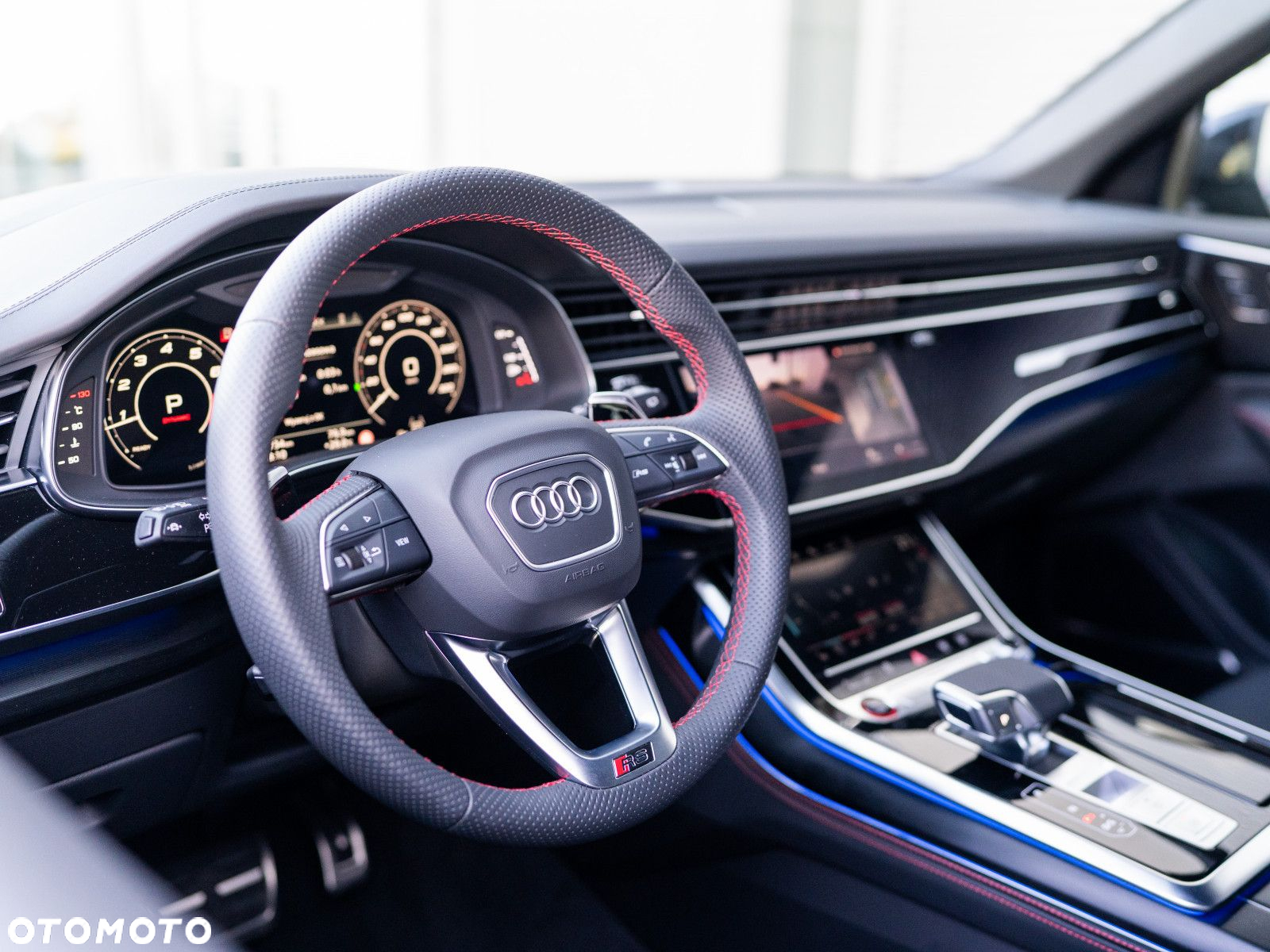 Audi RS Q8 - 10