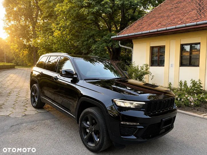 Jeep Grand Cherokee - 3