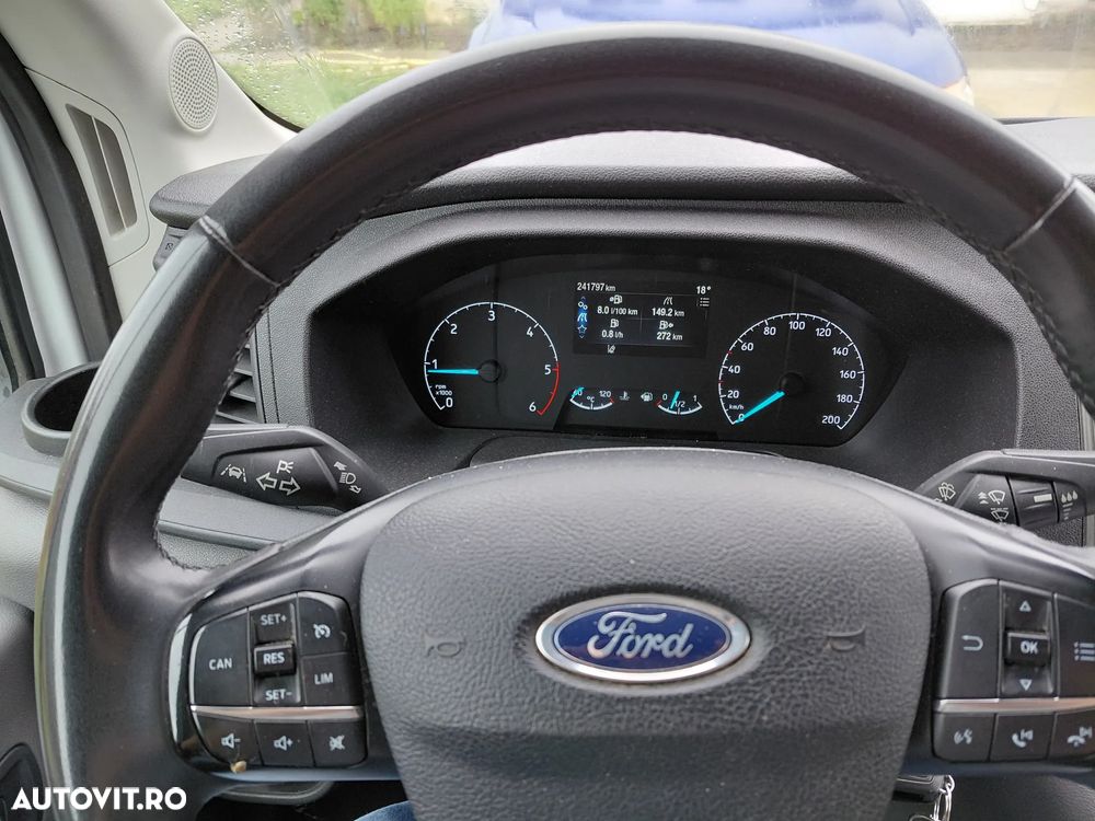 Ford Tranzit - 9