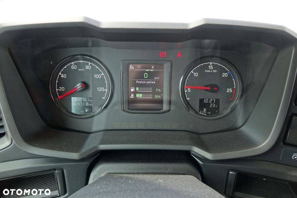 Scania R500 / EURO 6 / STANDARD / AUTOMAT / RETARDER / KLIMATYZACJA POSTOJOWA / LODÓWKA  /  2 ZBIORNIKI - 33