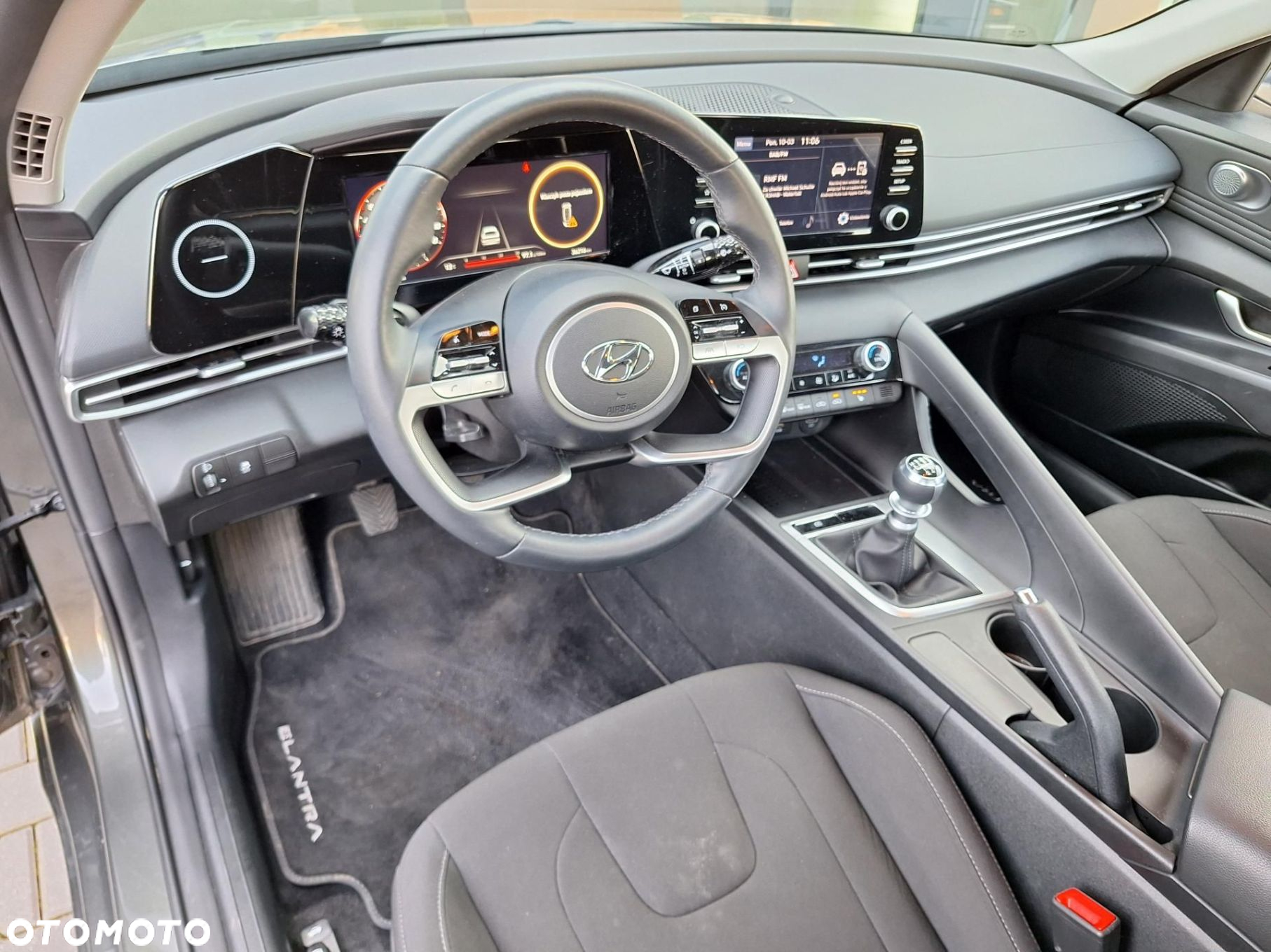 Hyundai Elantra 1.6 Smart - 14