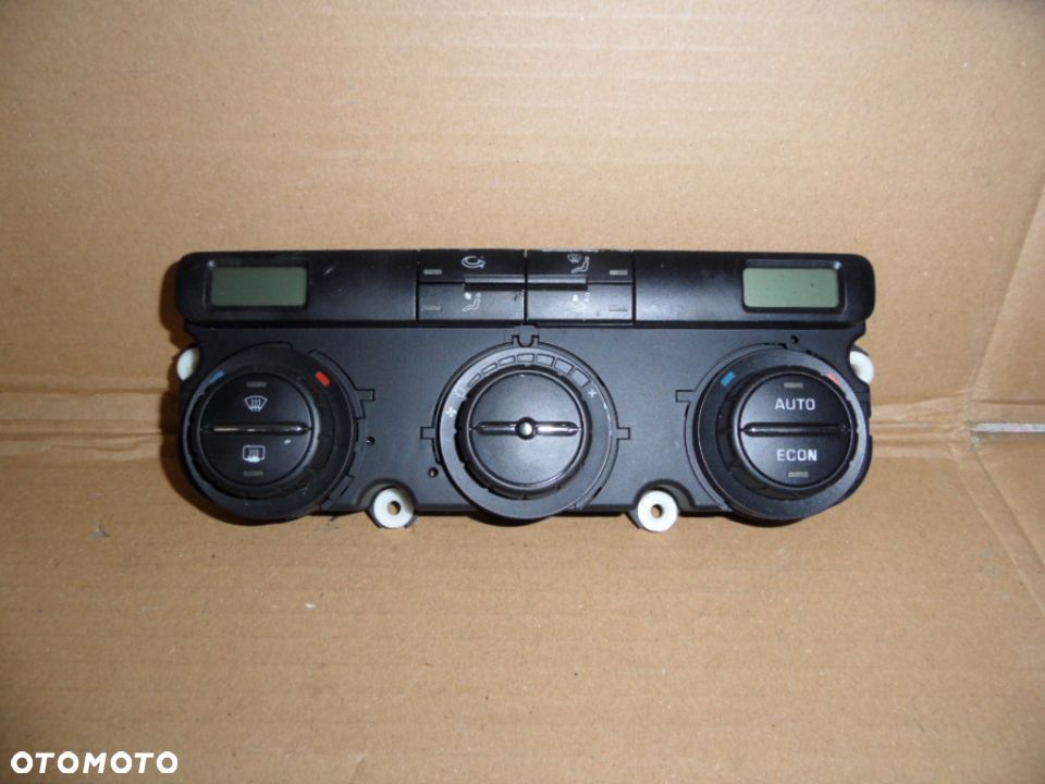 PANEL NAWIEWU SKODA OCTAVIA II - 2