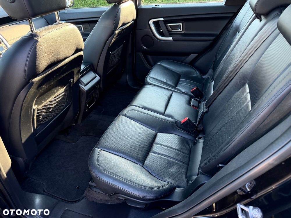 Land Rover Discovery Sport - 19