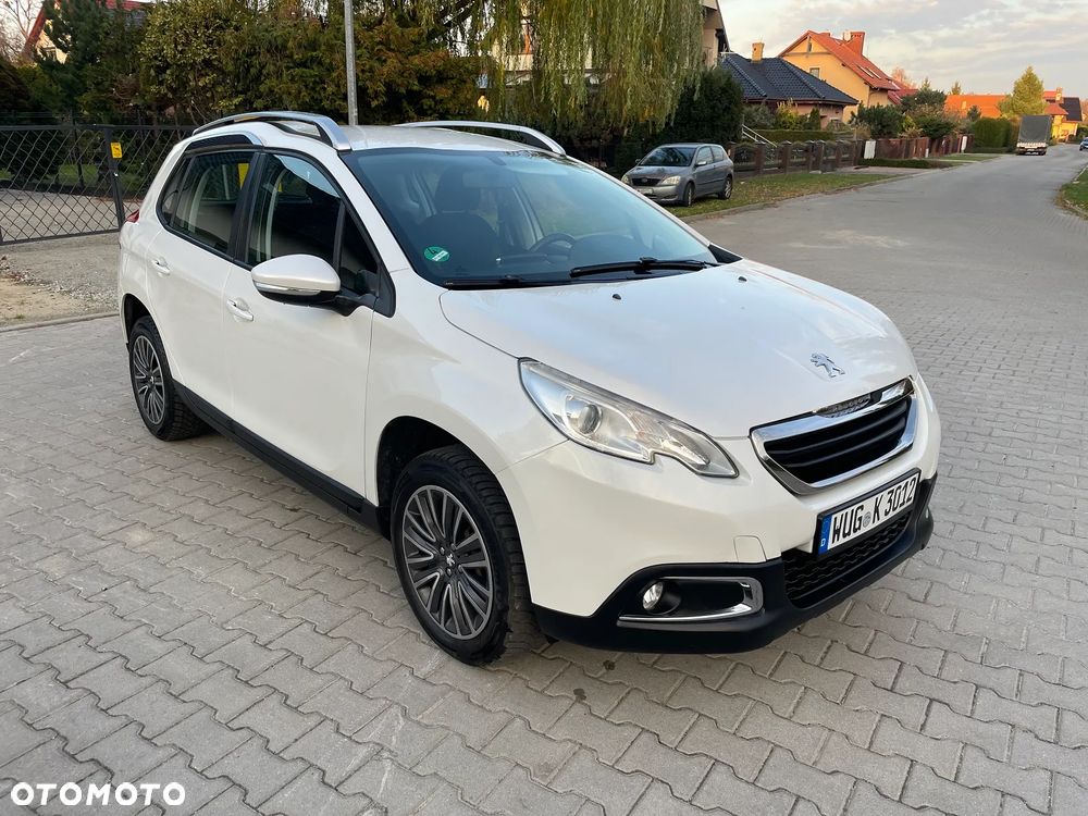 Peugeot 2008 1.2 Pure Tech Active - 2