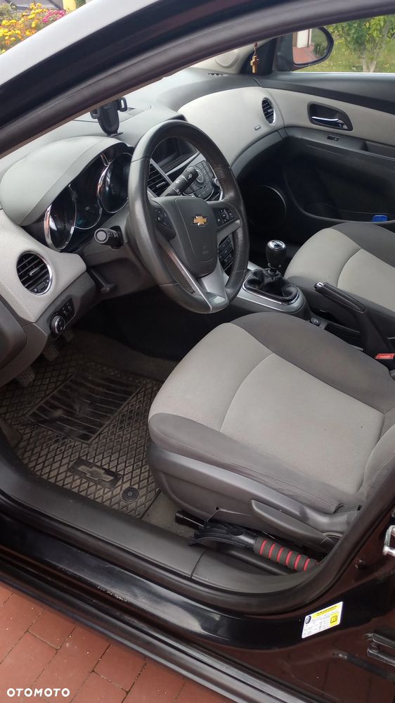 Chevrolet Cruze 1.8 LT - 19
