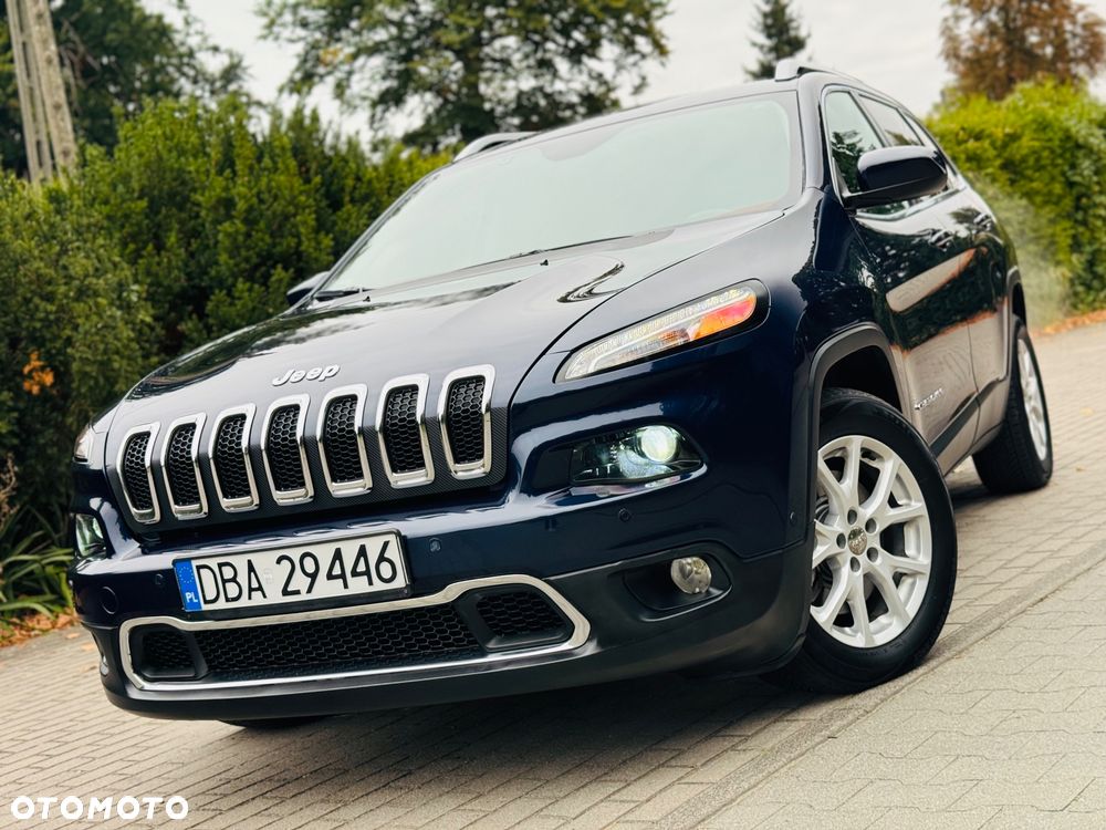 Jeep Cherokee - 1