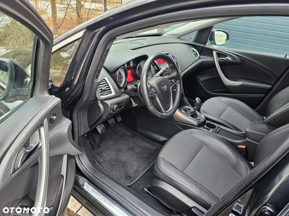 Opel Astra 2.0 CDTI ecoFLEX Start/Stop Exklusiv - 22