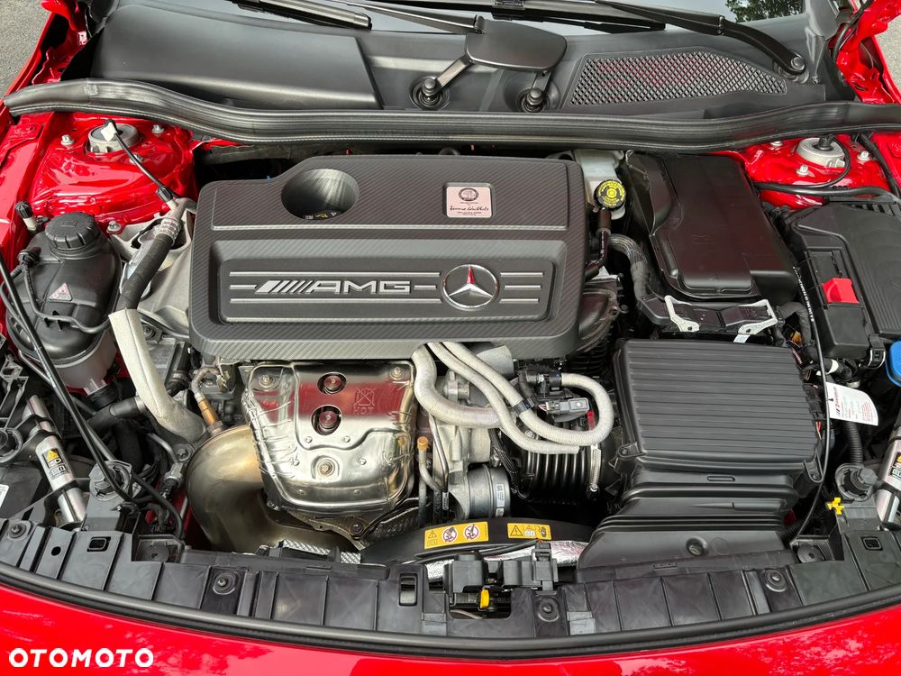 Mercedes-Benz GLA AMG 45 4-Matic - 10