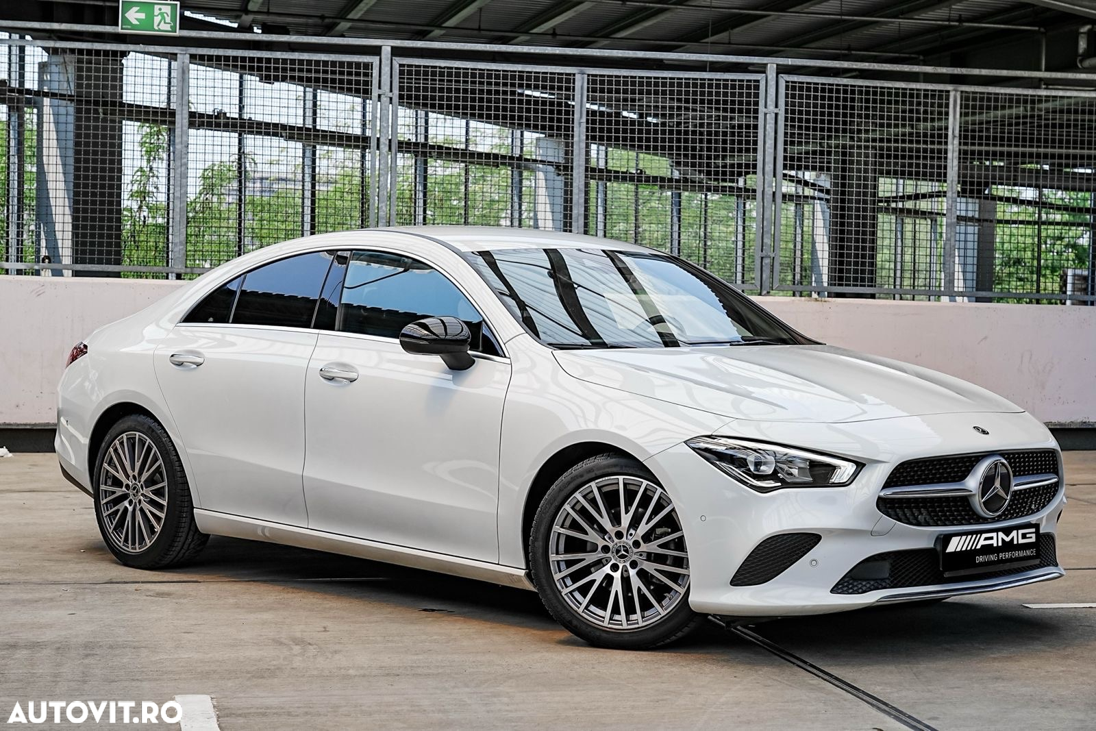 Mercedes-Benz CLA - 4