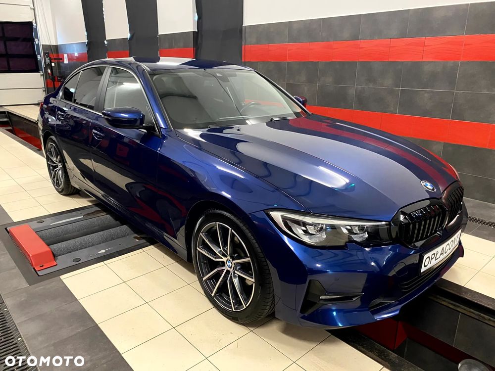 BMW Seria 3 320d Sport - 6