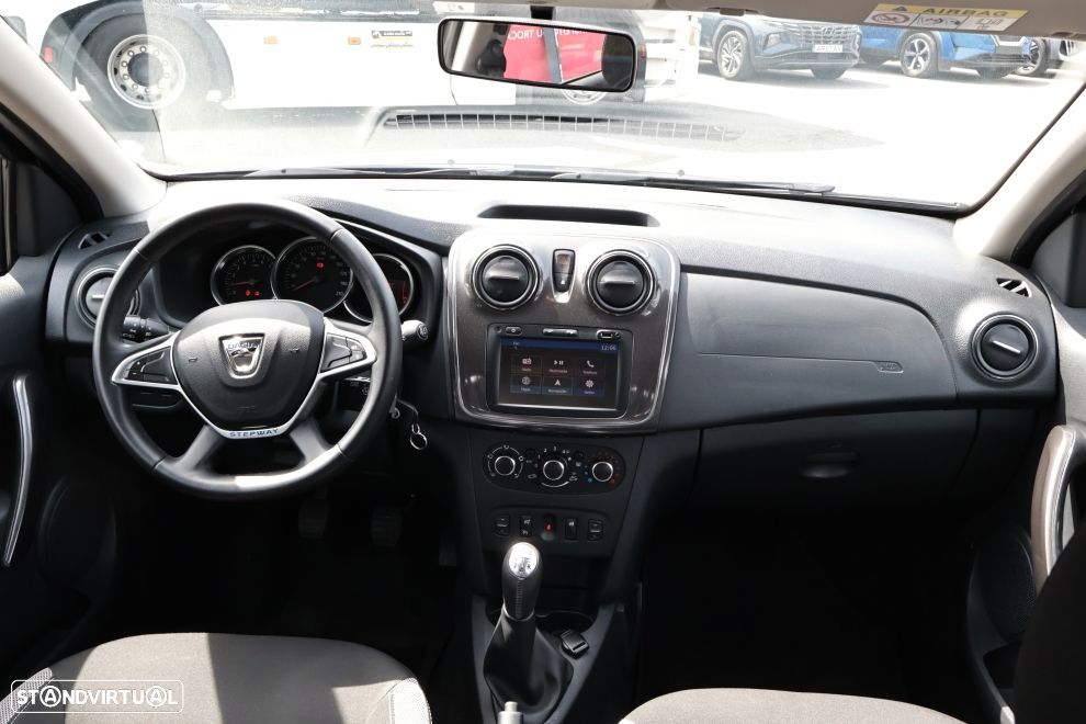 Dacia Sandero 0.9 TCe Stepway - 10