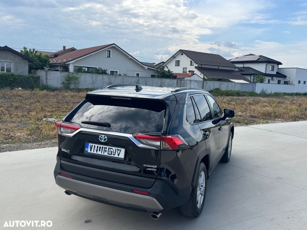 Toyota RAV4 - 9