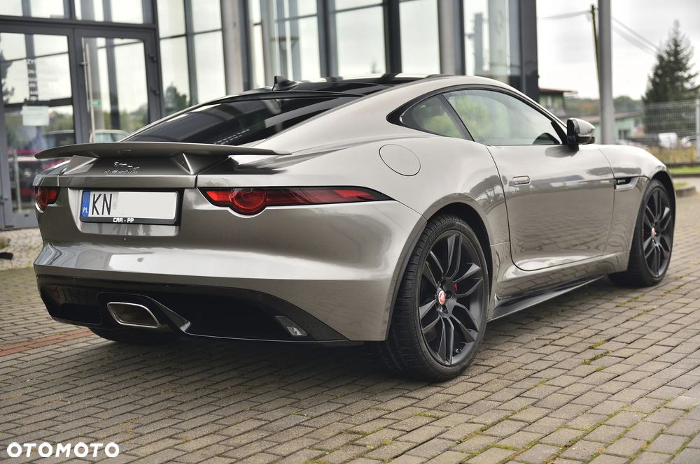 Jaguar F-Type Coupe P300 R-Dynamic - 5