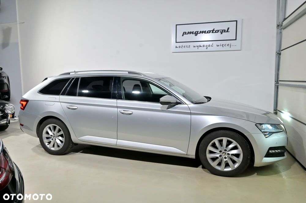 Skoda Superb 2.0 TDI SCR 4x4 Style DSG - 32