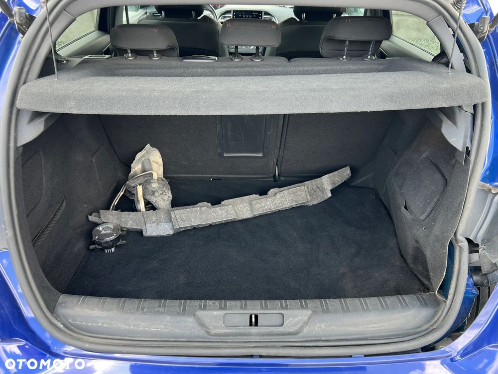 Peugeot 308 1.5 BlueHDi GT S&S EAT8 - 33