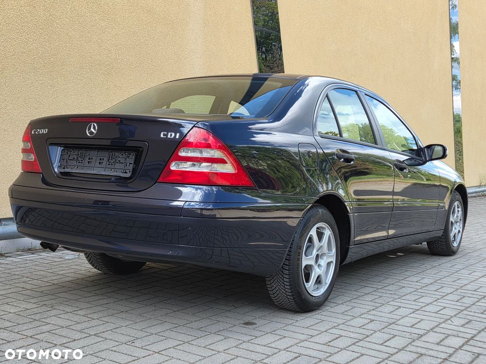 Mercedes-Benz Klasa C 200 CDI Classic - 11