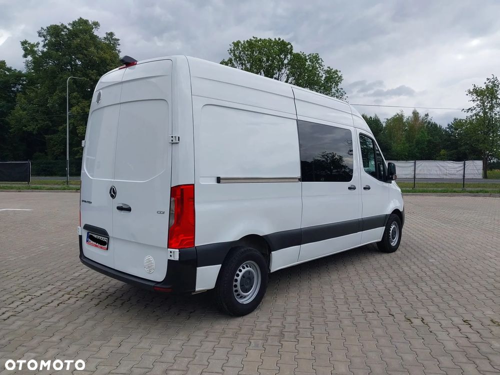 Mercedes-Benz Sprinter - 3