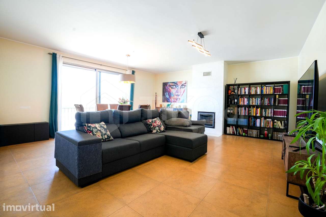 T3 NO CENTRO DE AZAMBUJA | 135 M² PRIVATIVOS | 200 M² DE ÁREA BRUTA | - Grande imagem: 3/50