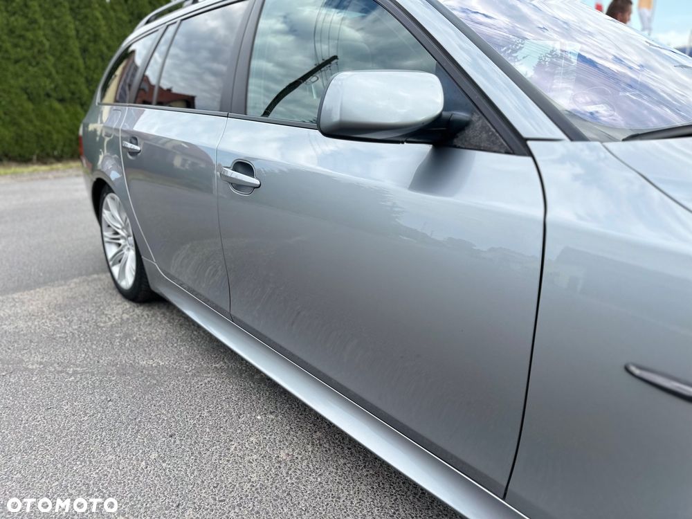 BMW Seria 5 530d Touring - 15