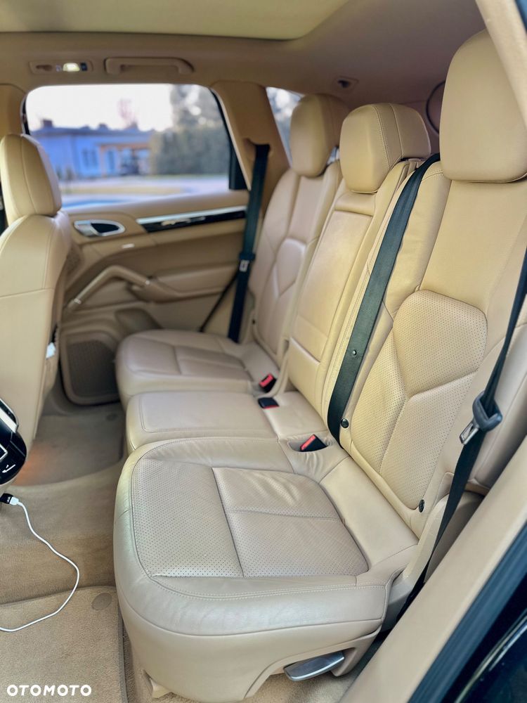 Porsche Cayenne Tiptronic S - 22