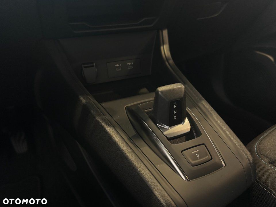 Mitsubishi ASX - 12