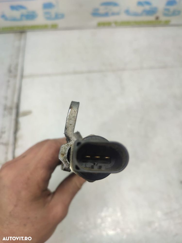 Rampa injectoare dreapta  3.0 cdi om642 v6 a6420700695 Mercedes-Benz - 3