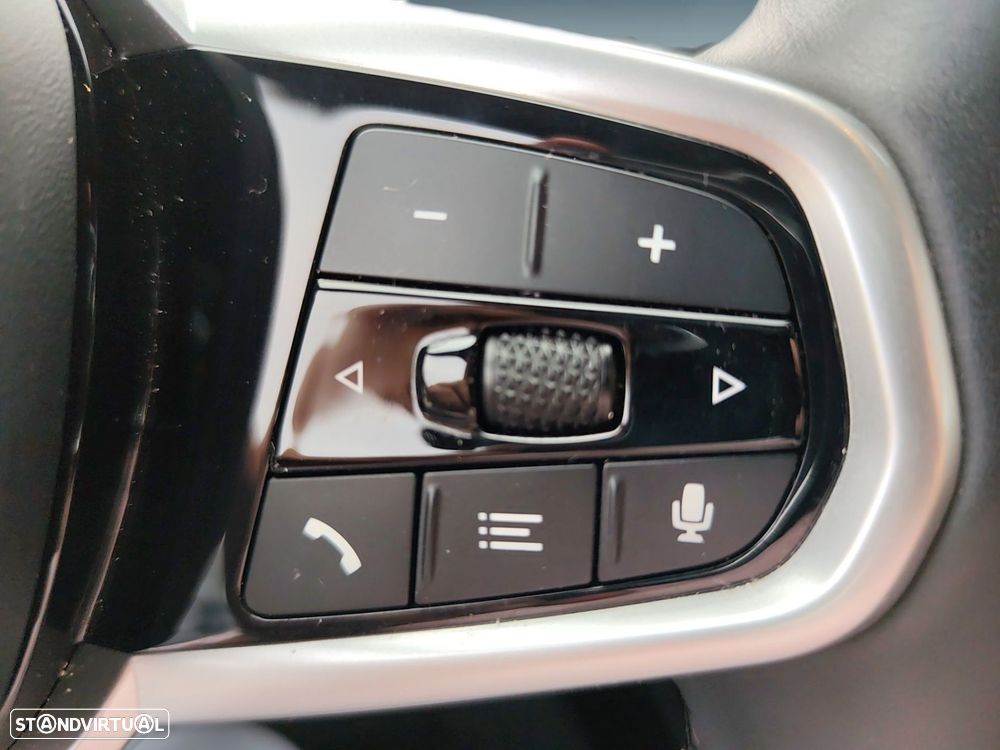 BMW 320 d Pack Desportivo M Auto - 13