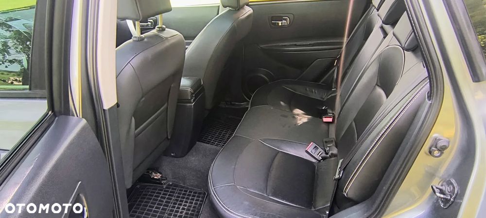 Nissan Qashqai 2.0 dCi 4x4 Tekna Premium - 12