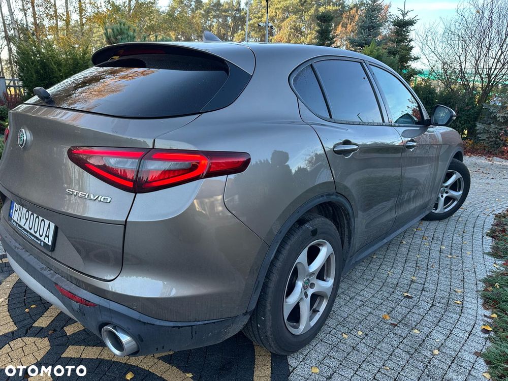 Alfa Romeo Stelvio 2.2 JTDM - 4