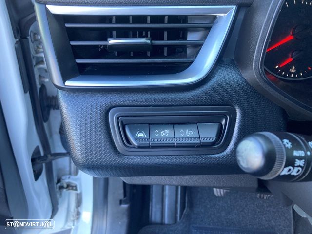 Renault Clio TCe 100 INTENS - 15