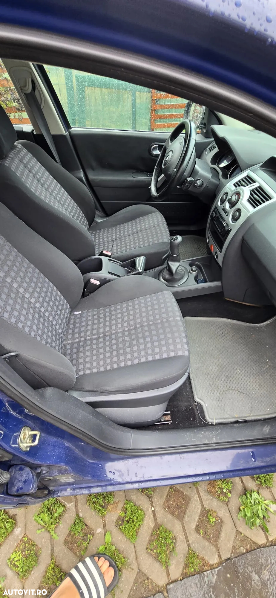 Renault Megane II Sedan 1.6 Influence - 4