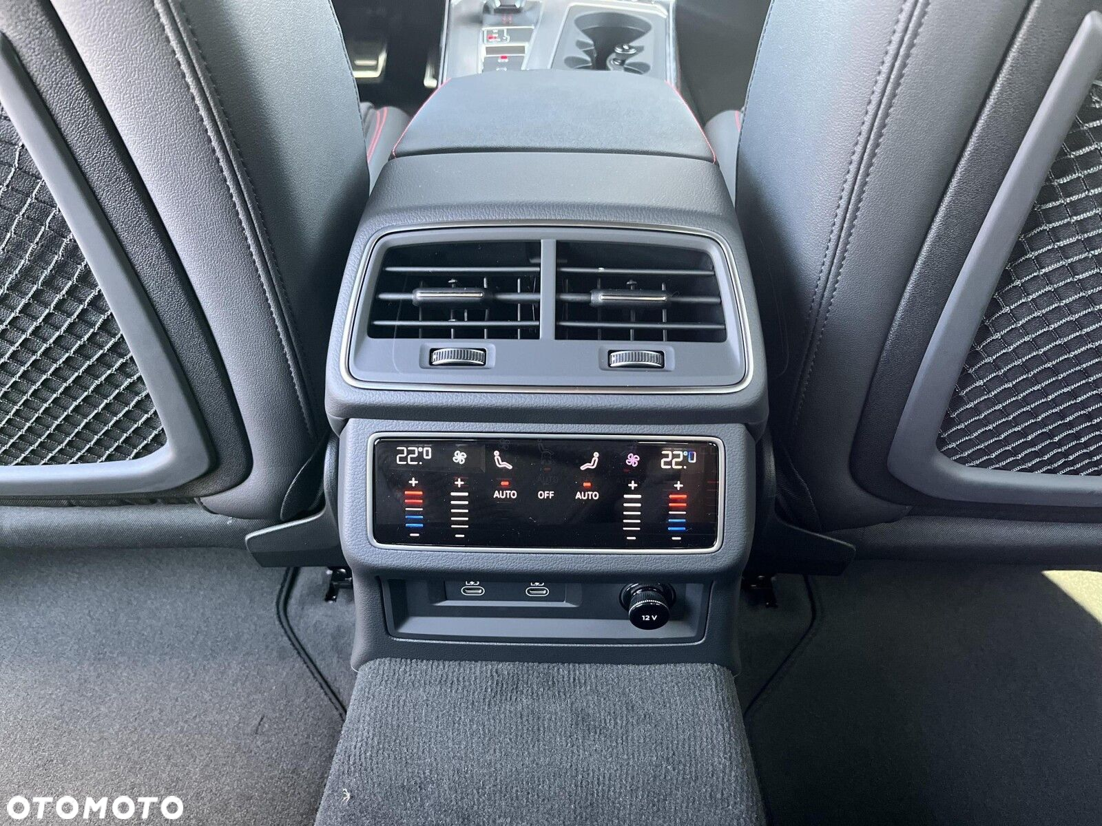 Audi A6 - 24