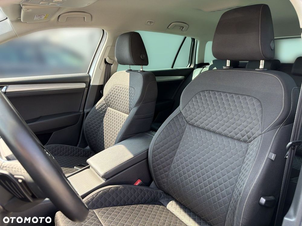 Skoda Superb 2.0 TDI SCR Ambition DSG - 13