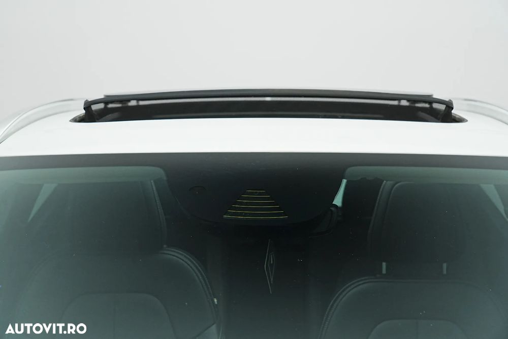 Volvo XC 40 T3 Geartronic Inscription - 24