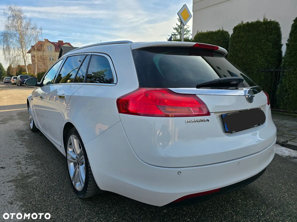 Opel Insignia 2.0 CDTI Sports Tourer Automatik Cosmo - 3