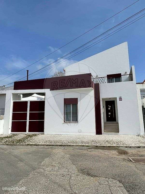 Moradia T3 para venda - Grande imagem: 2/50