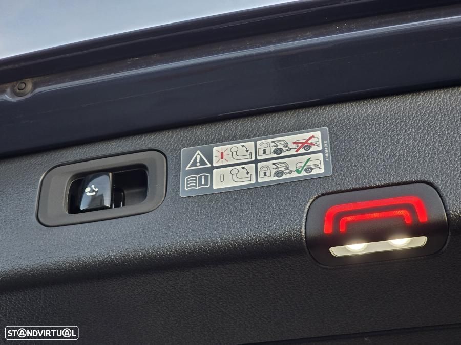 Mercedes-Benz C 300 de 4Matic T 9G-TRONIC AMG Line - 49