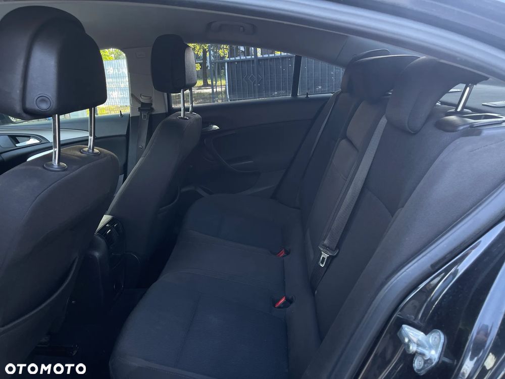 Opel Insignia 1.8 - 19