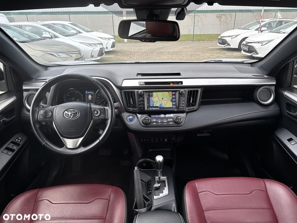 Toyota RAV4 - 9