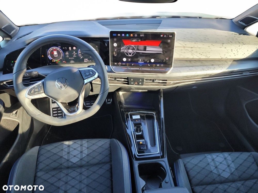 Volkswagen Golf Variant - 8