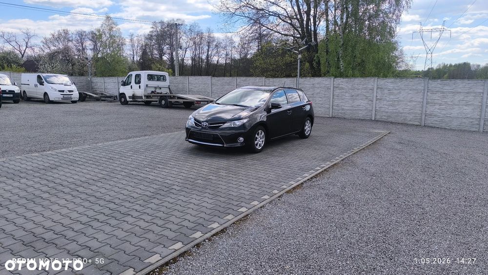Toyota Auris 1.33 VVT-i Terra - 17