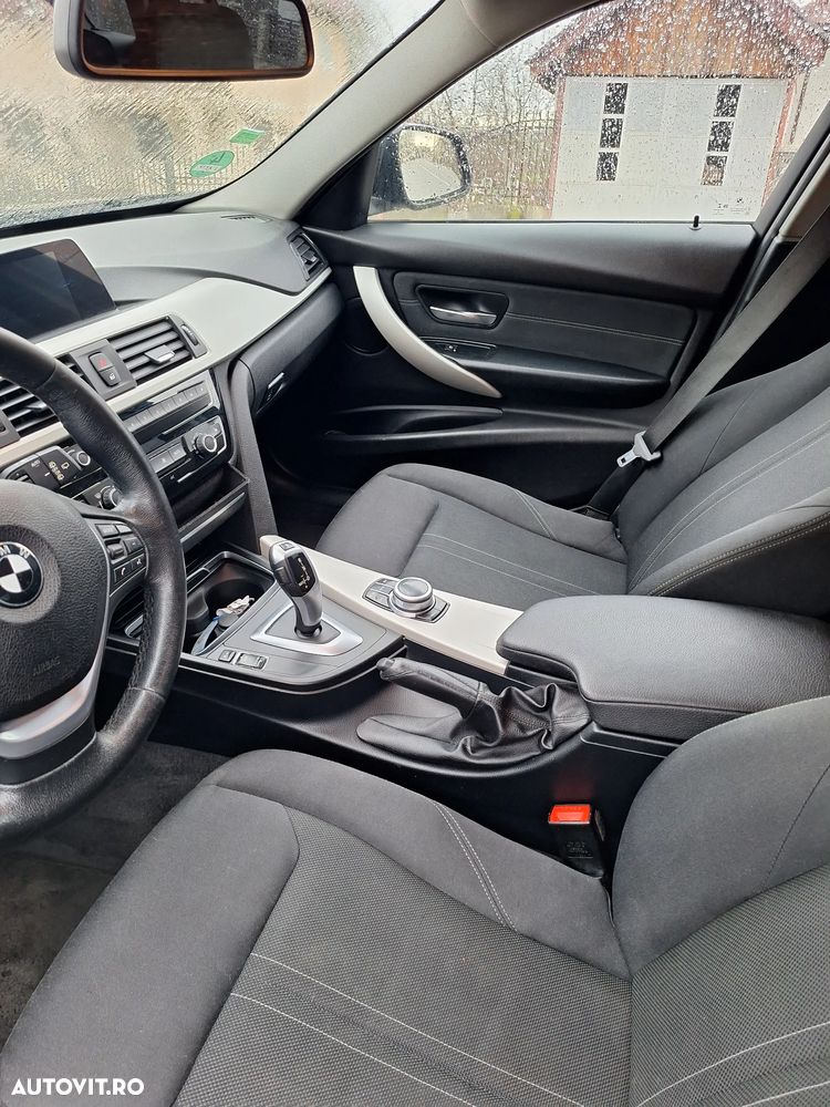 BMW Seria 3 318d Aut. - 7