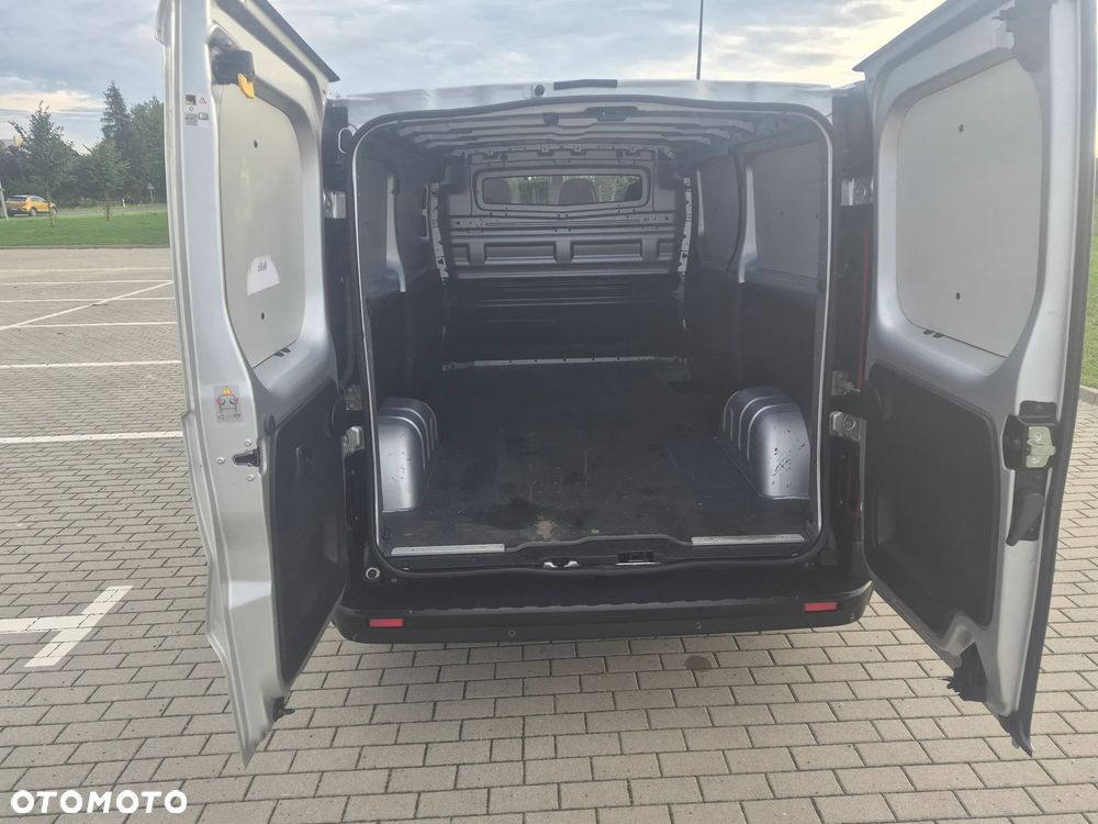 Renault Trafic - 17