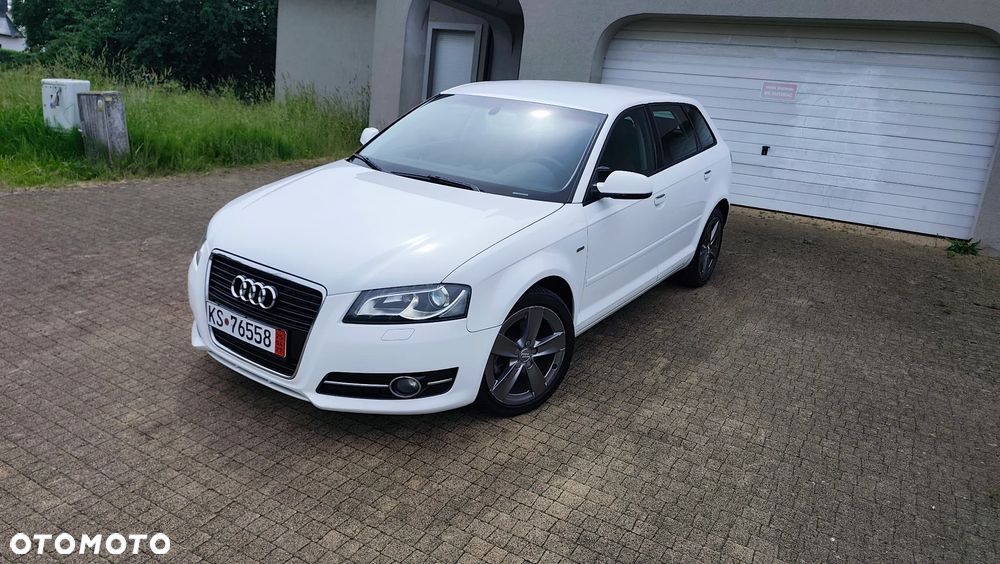 Audi A3 Sportback 2.0 TDI DPF S tronic S line Sportpaket (plus) - 10