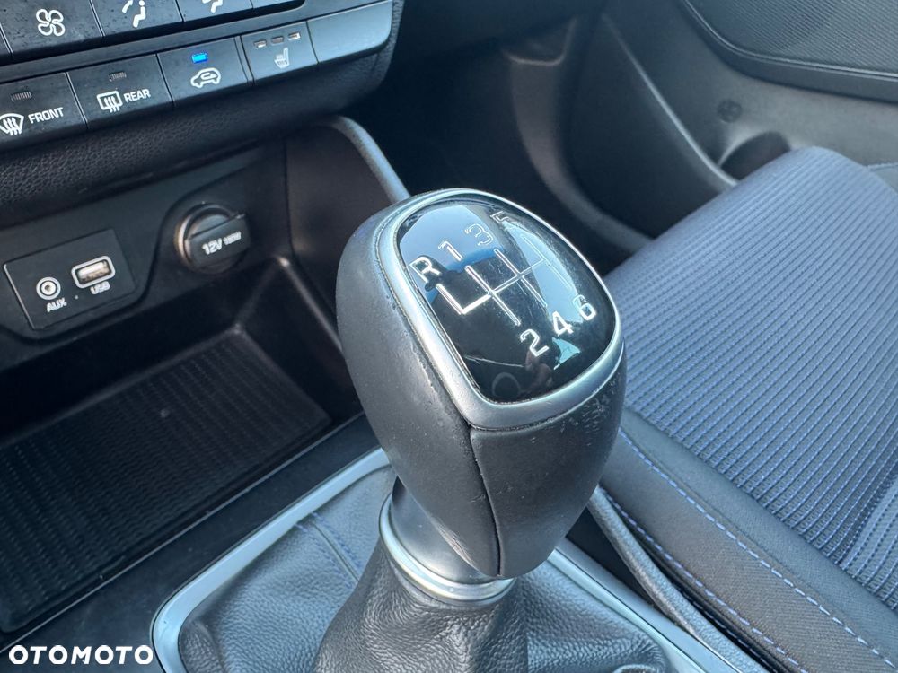 Hyundai Tucson blue 1.6 GDi 2WD Intro Edition - 29