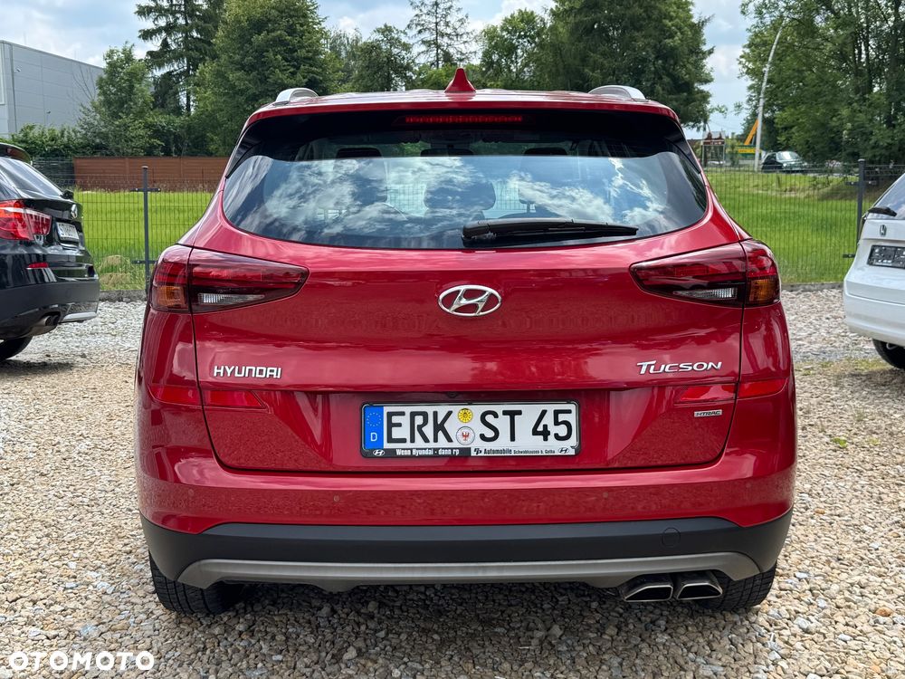 Hyundai Tucson - 2