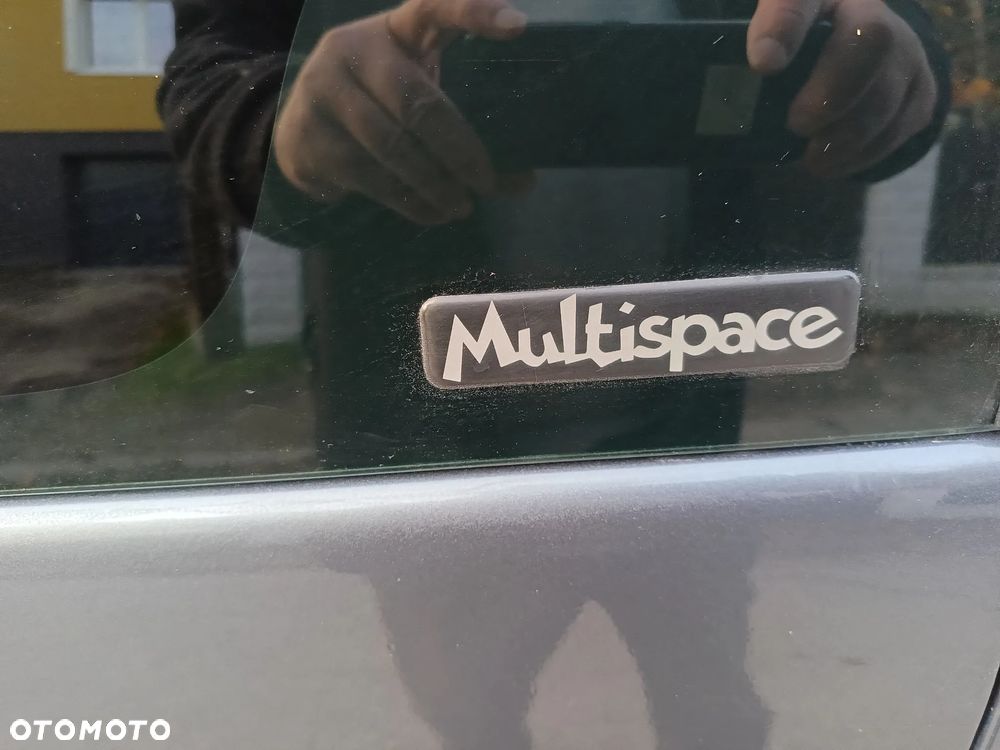 Peugeot Partner 1.6 HDI Oxygene - 26