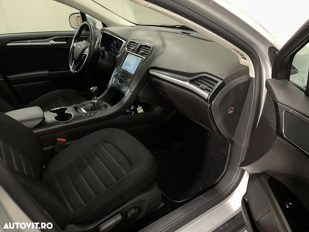 Ford Mondeo 2.0 TDCI Trend - 10